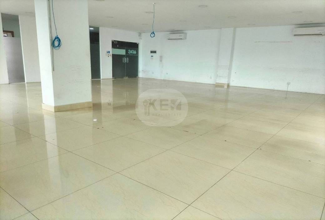 Kanceláře K pronájmu in Chamkarmon $1,536