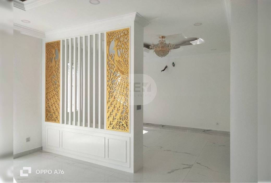 วิลล่า For Sale & Rent ใน จรังจ็อมเรฮ 2, รุสเซ็ยแกว, พนมเปญ