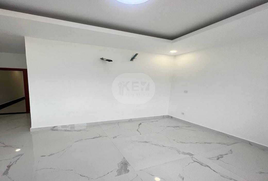 Russey Keoの店舗付住宅賃貸物件 $1,800