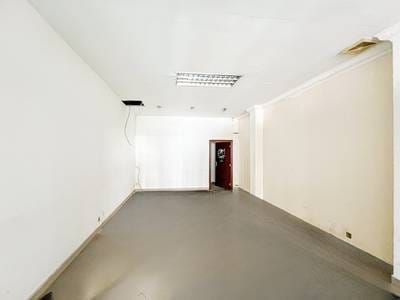 អាគារ For Sale & Rent នៅDaun Penh តម្លៃ $3,800,000