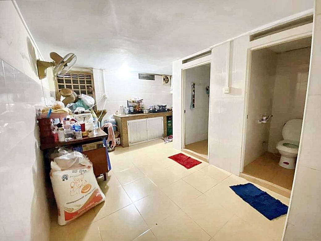 BKK 3 House and lot Для Продажи in BKK 3
