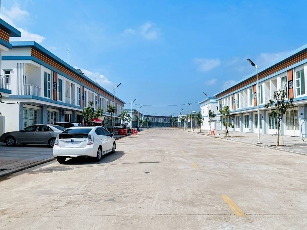 $75,000 CommercialShophouse