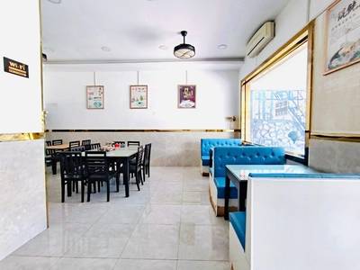160平方米土地面积的CommercialShophouse出租，价格$2,000