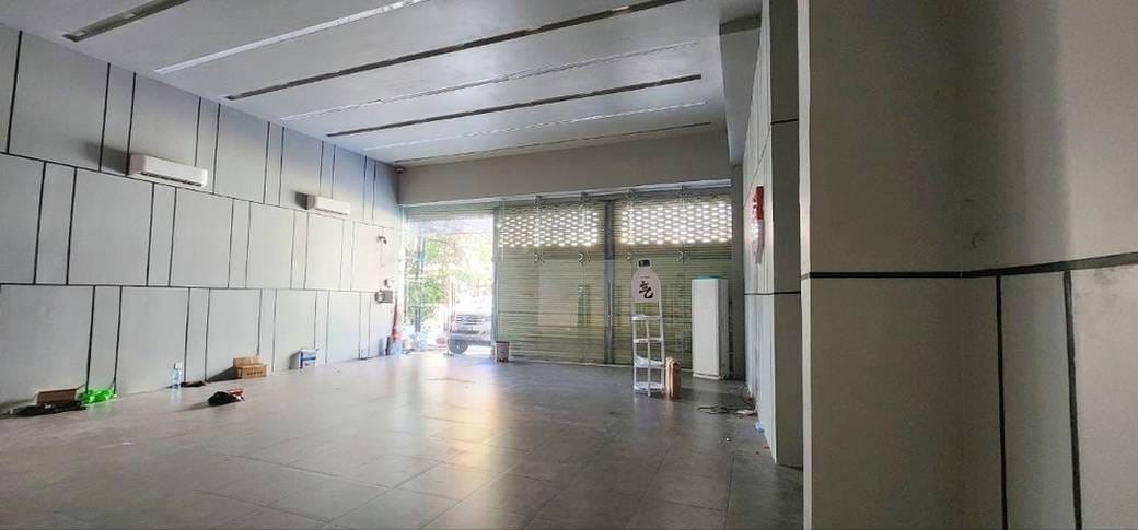 Boeng Keng KangCommercialShophouse出租，价格$2,300