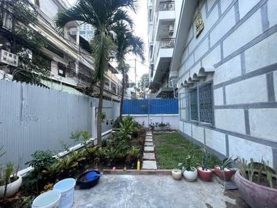 $1,500 Vila
