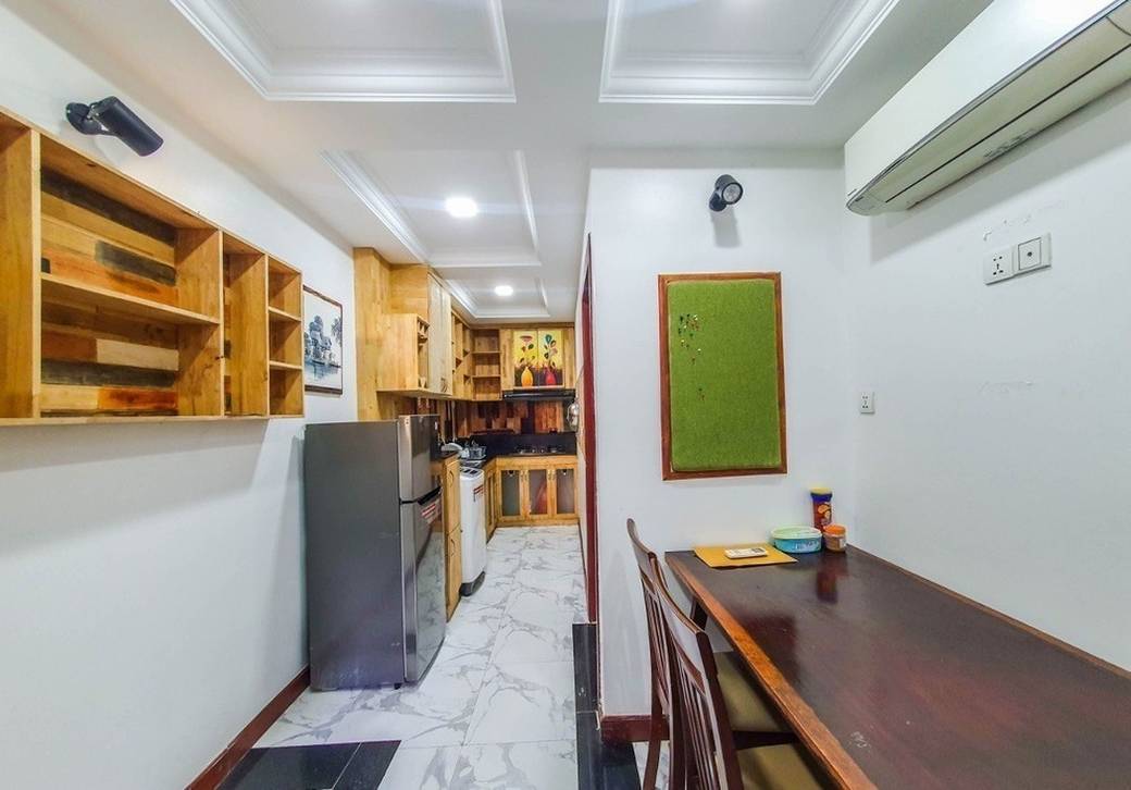 Apartment For Rent in Chey Chumneah, Daun Penh, Phnom Penh