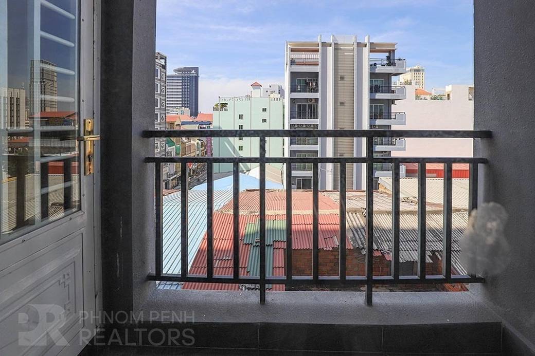 Apartment For Rent in Ou Ruessei 1, 7 Makara, Phnom Penh