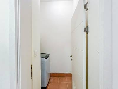 인테리어 됨 콘도 For Sale & Rent