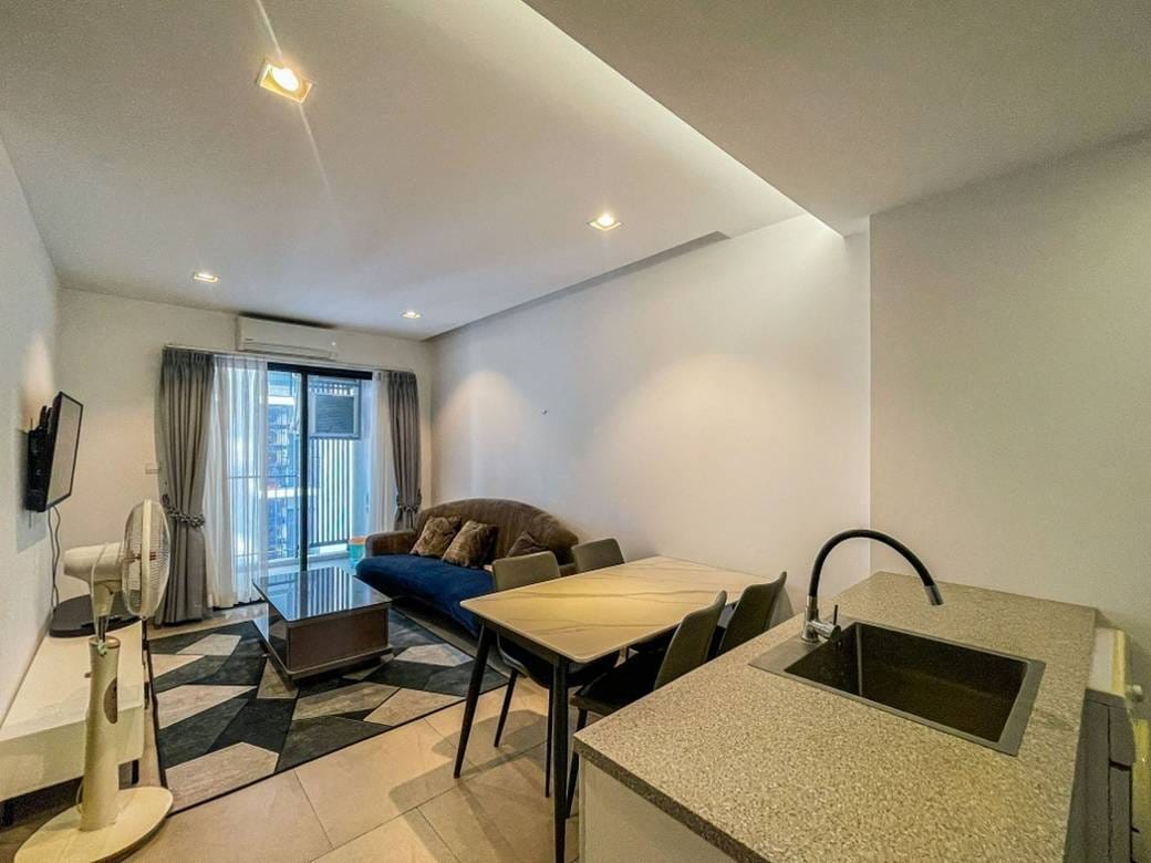 Furnished Condo For Rent