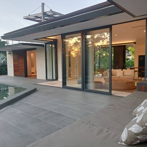 บ้าน ราคา $850,000