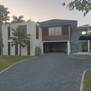 House and lot สำหรับขาย ขนาดที่ดิน 1,169 ตร.ม.