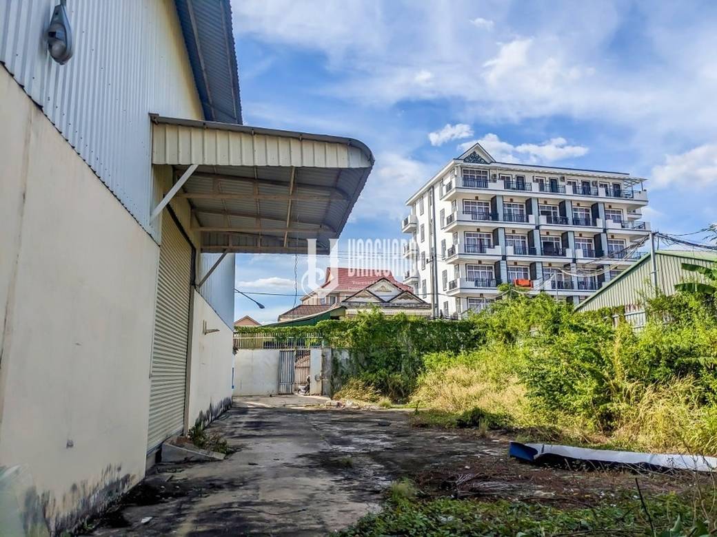 ឃ្លាំង សំរាប់ជួល នៅSen Sok តម្លៃ $4,500