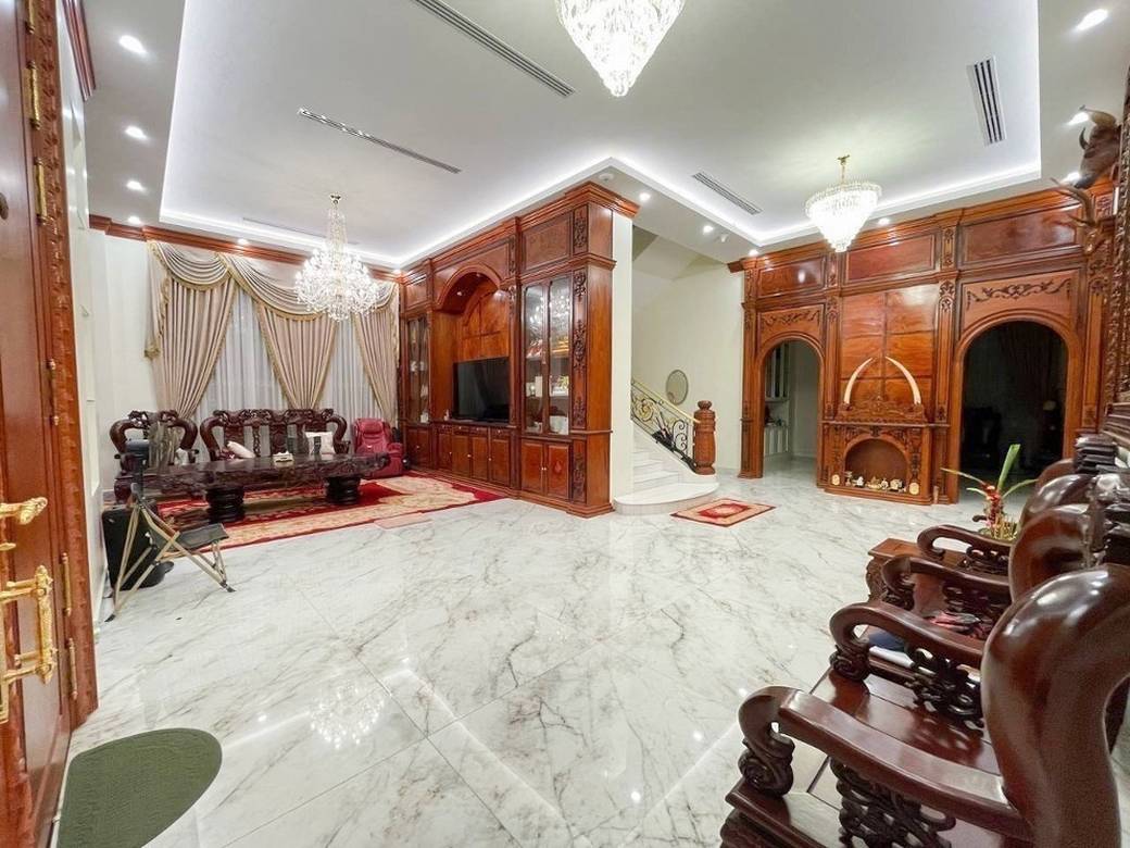 Russey Keoの別荘For Sale & Rent $1,650,000