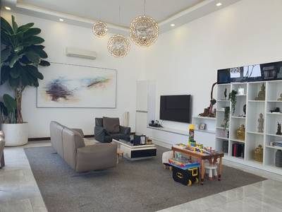 445 sqm Living Size Penthouse K pronájmu in Meanchey