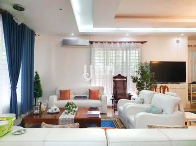 $2,800 Villa
