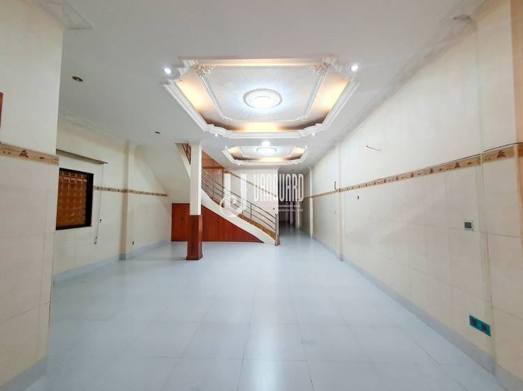 Tumnob Tuek, Boeng Keng Kang, Phnom Penhの店舗付住宅賃貸物件