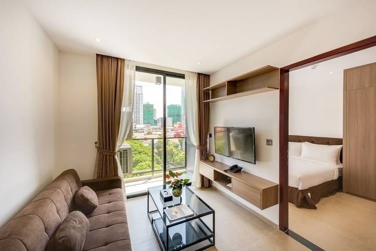 02 BED ROOM / 105 HOTEL & APARTMENT'S 