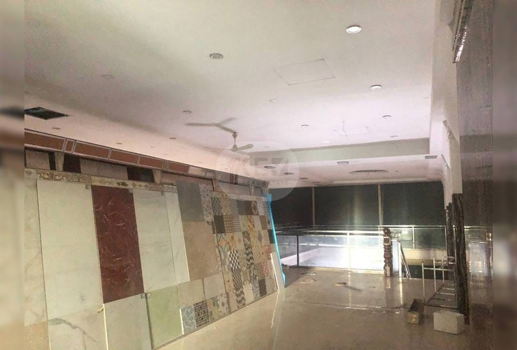 Meanchey店屋出租，价格$2,500