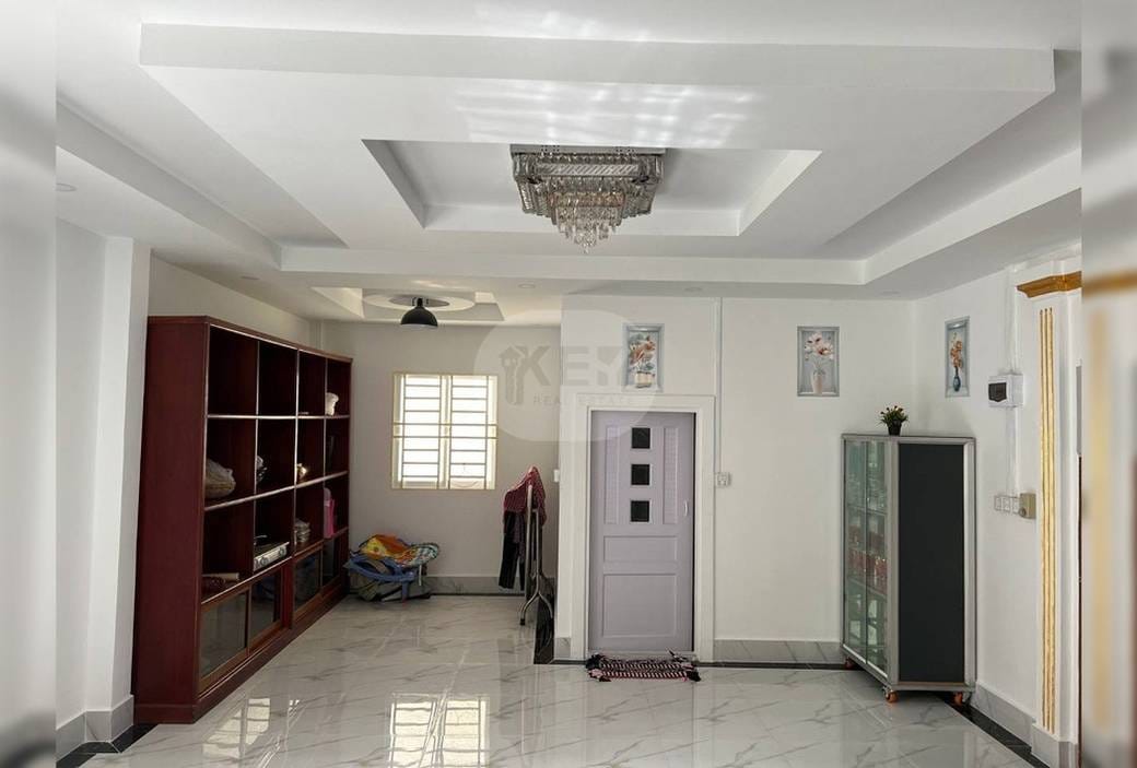 $3,000 Villa
