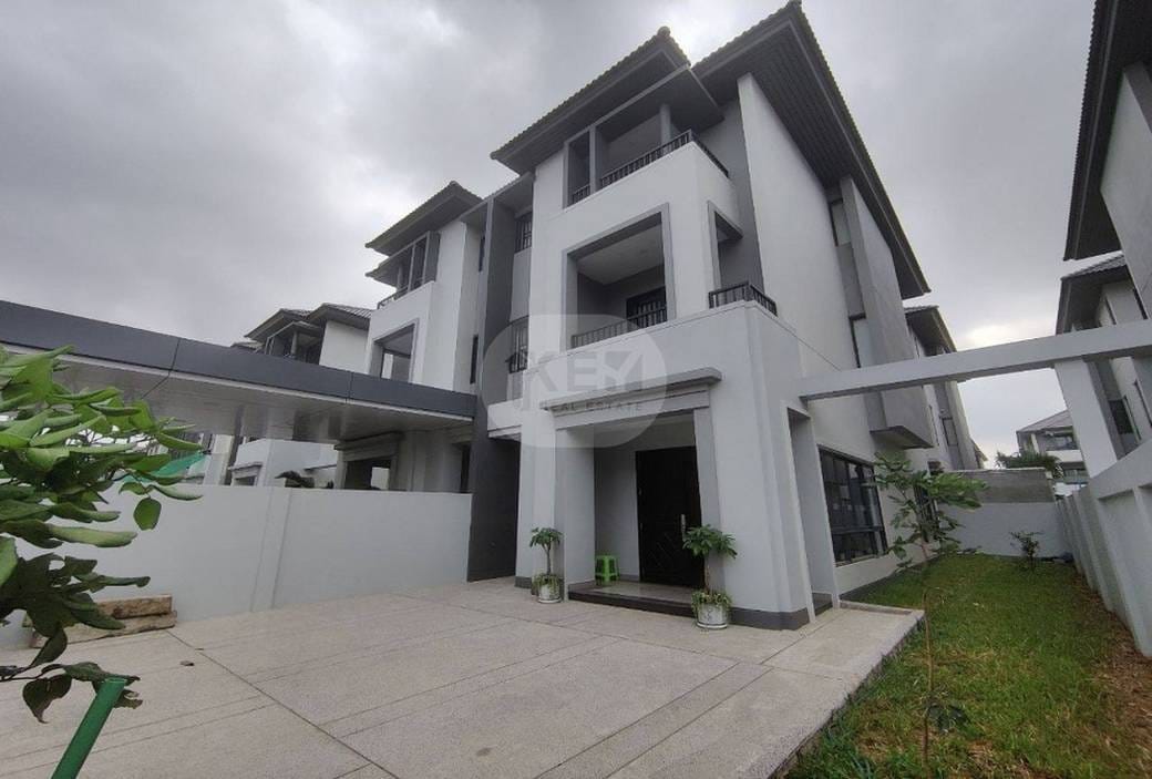 วิลล่าแฝด For Sale & Rent ขนาดที่ดิน 216 ตร.ม.