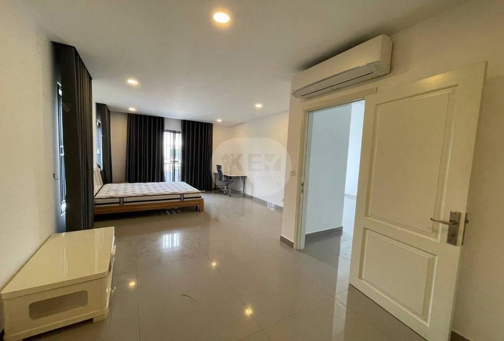 Russey Keoの別荘For Sale & Rent $700,000