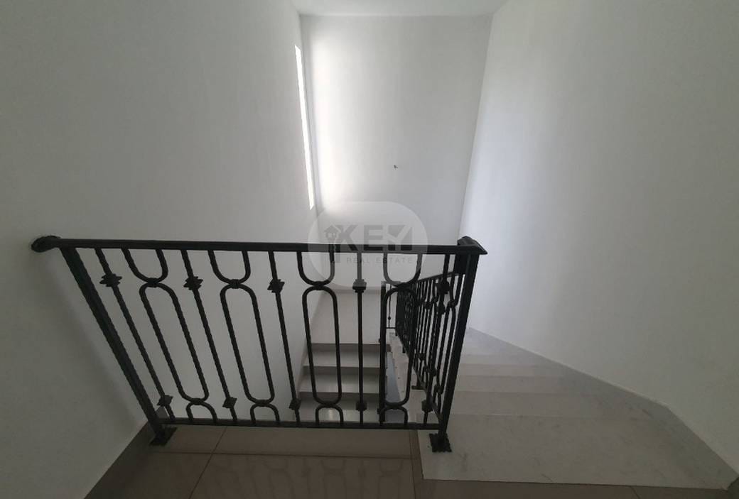 土地面積322㎡の別荘For Sale & Rent