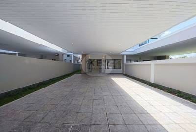 Dwuwilla Na wynajem o powierzchni działki 184 m²
