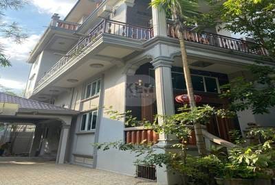 $2,000 Vila