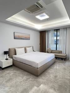 เพนท์เฮ้าส์ สำหรับเช่า พื้นที่ใช้สอย 303 ตร.ม. ใน 7 Makara