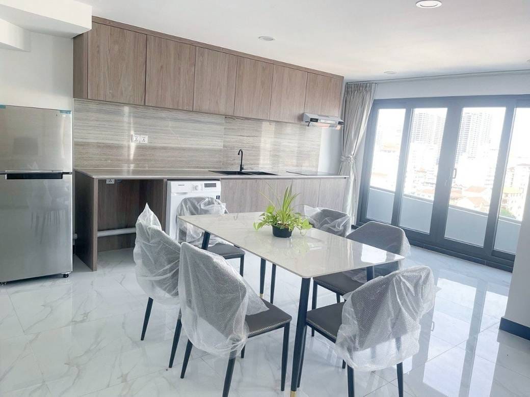 125 sqm Living Size Apartment For Rent in Chamkarmon