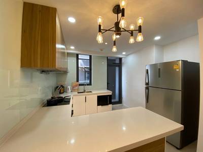 $2,153,387 Condo