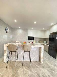 144.74 sqm Living Size Condo Na prodej in Chroy Changvar