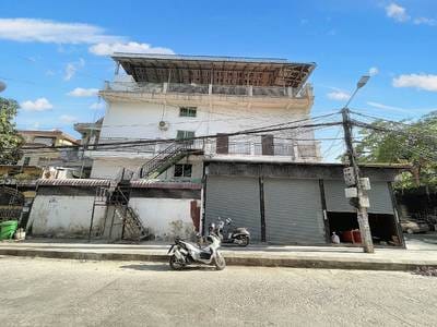 150 sqm Land Size CommercialShophouse For Rent