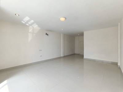 Borey Peng Huoth: The Star Platinum Polaris​ I | Nirouth CommercialShophouse Na prodej in Nirouth
