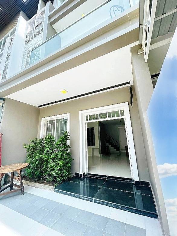 84.8 sqm Land Size House and lot For Sale