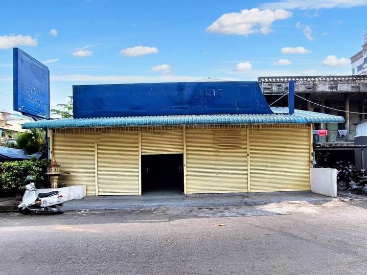 Olympic, Boeng Keng Kang, Phnom Penh的CommercialShophouse出租