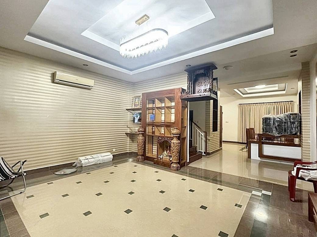 Borey Peng Huoth: The Star Platinum | Řadový dům Na prodej in Chbar Ampov $205,000