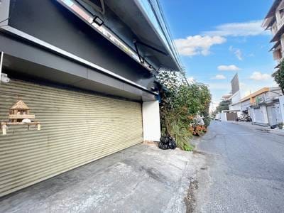 CommercialShophouse出售，位于万禾密分区, 占卡蒙, 金边