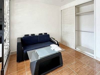 Studio Na wynajem w 7 Makara $450