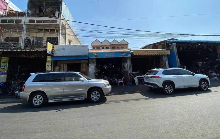 Земля Для Продажи in Tuek L'ak 1, Toul Kork, Phnom Penh
