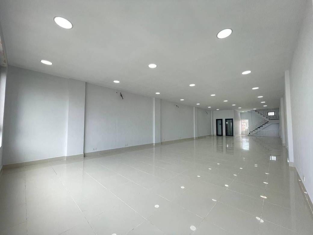 建筑出租，位于Nirouth分区, 铁桥头区, 金边