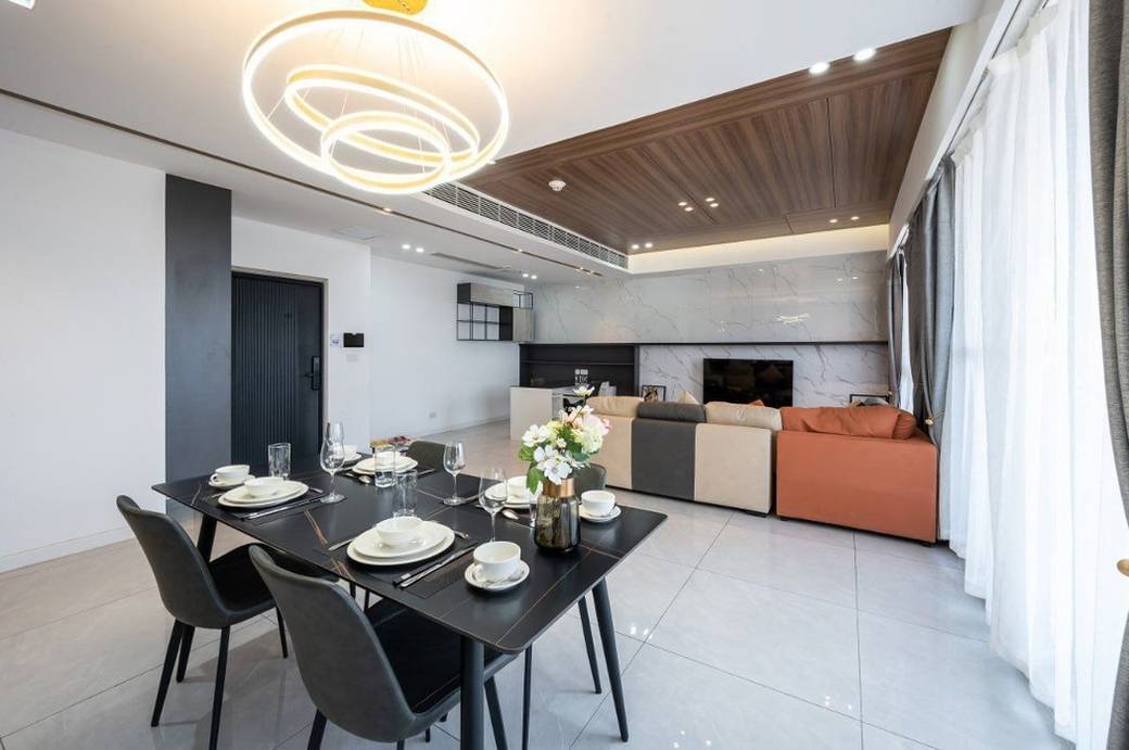 Condo Na wynajem o powierzchni działki 175 m²