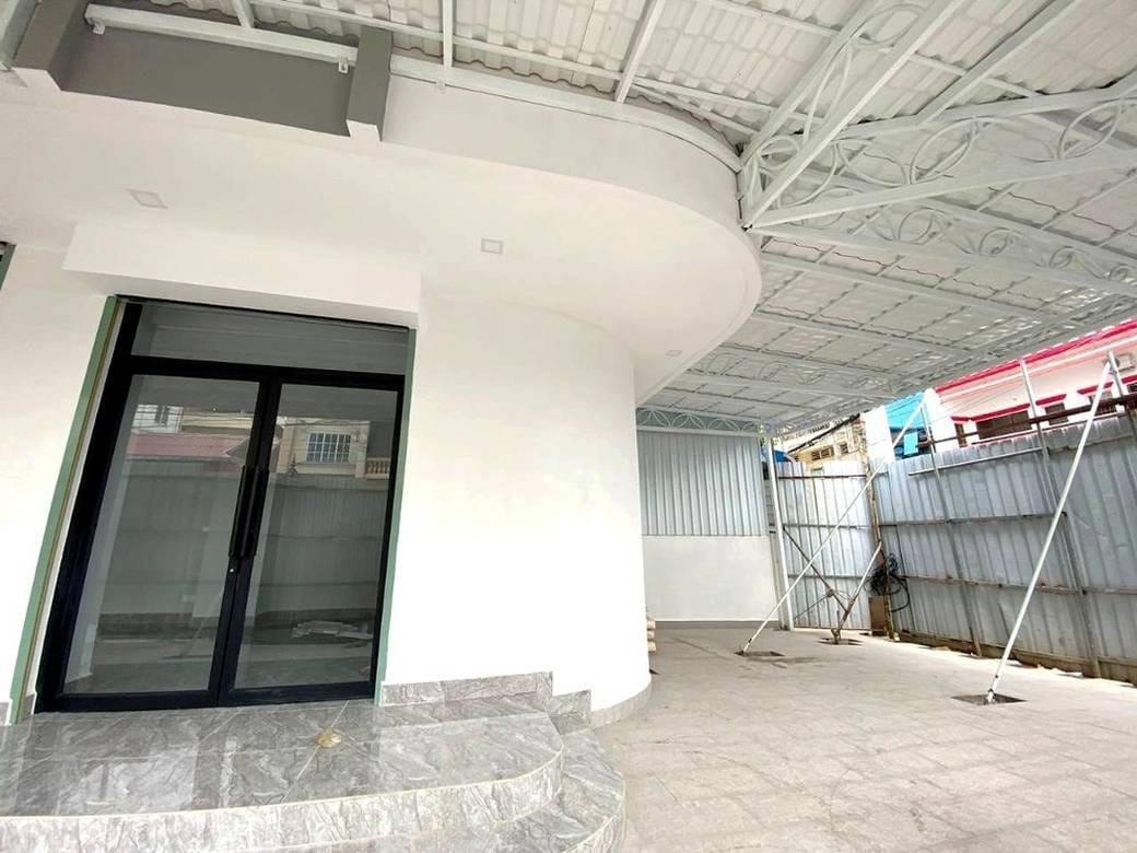 Budova K pronájmu in Boeng Keng Kang $5,000