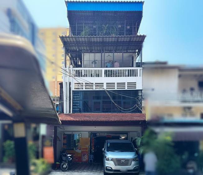 House For Sale in BKK 2, Boeng Keng Kang, Phnom Penh