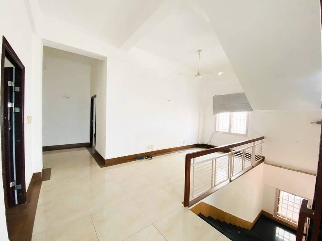 Chamkarmon Villa For Sale in Chamkarmon