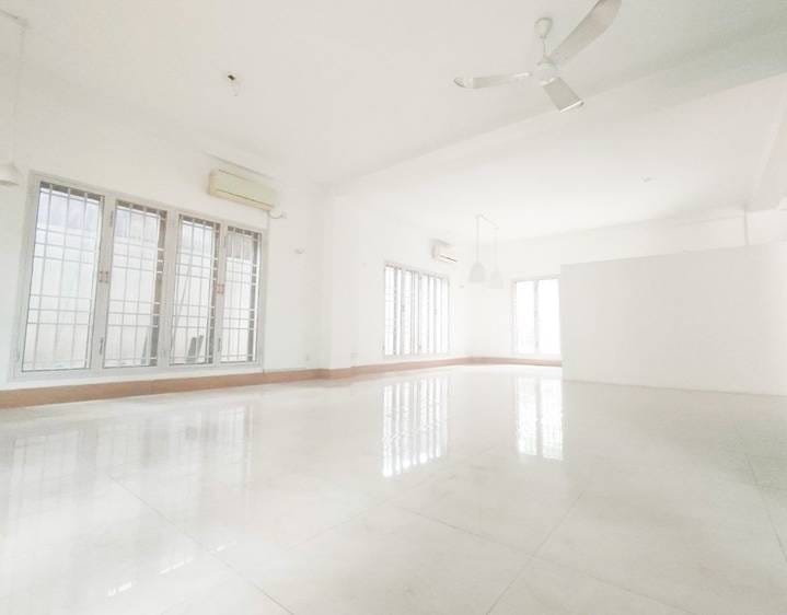 4 Bedrooms Villa For Sale for $890,000