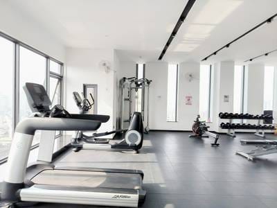 1 Bedrooms Studio For Sale & Rent
