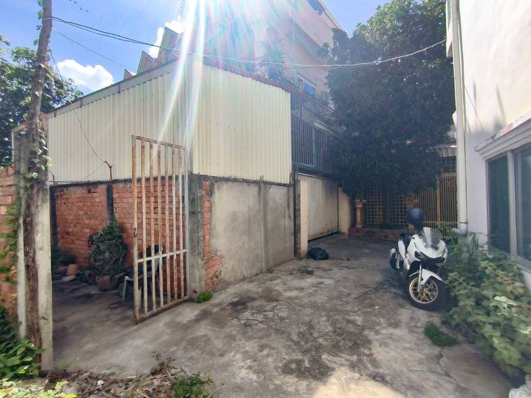 ที่ดิน สำหรับขาย ขนาดที่ดิน 104 ตร.ม.
