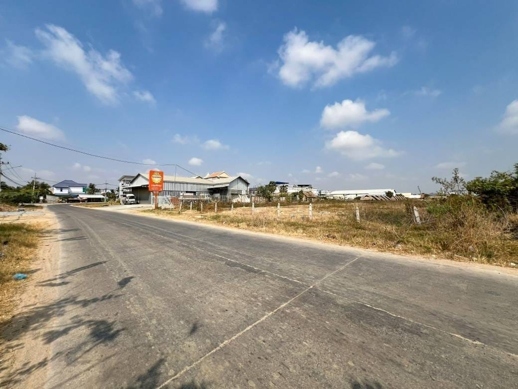 Lot Для Продажи in Prek Pnov $3,045,000
