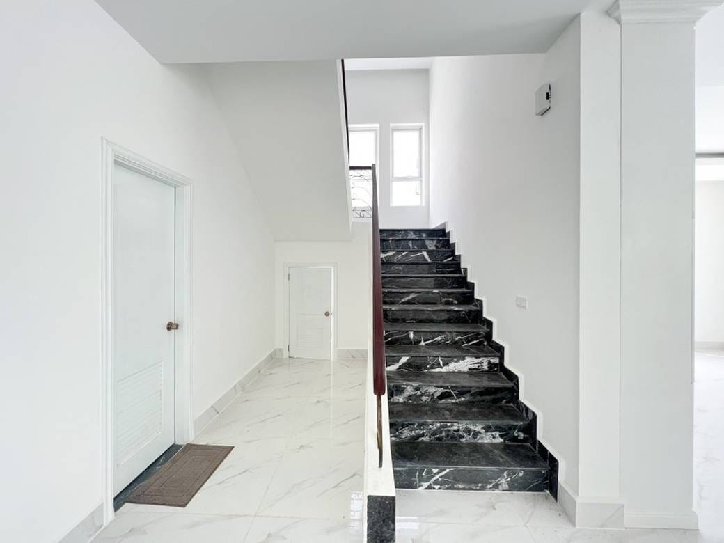 Chroy Changvar វីឡា For Sale & Rent នៅChroy Changvar